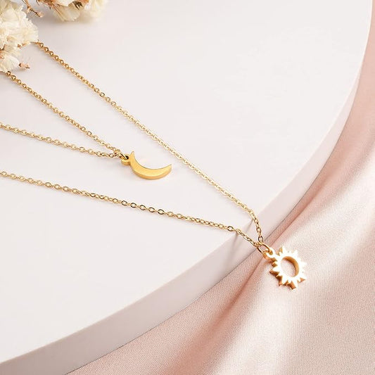 SUNSH 2-Piece Sun &amp; Moon Necklace Set